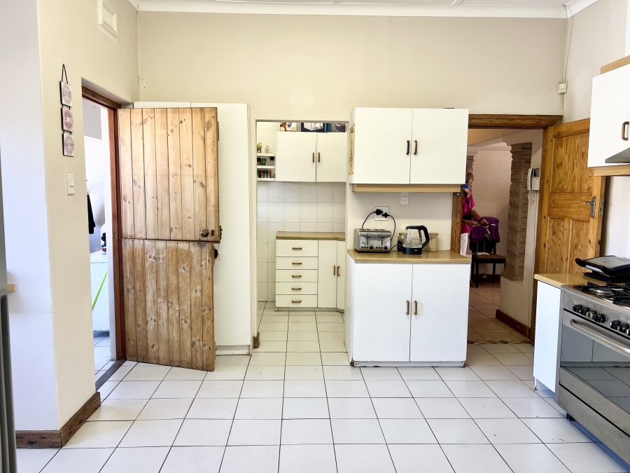 2 Bedroom Property for Sale in Fairfield Estate Western Cape